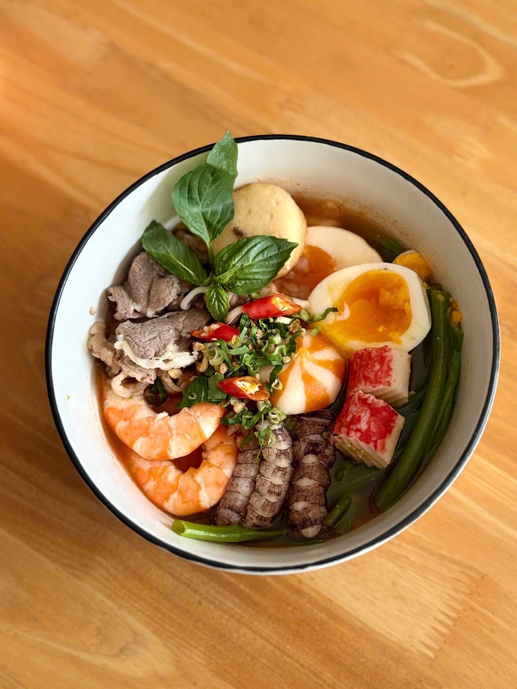 Tô bún Thái hải sản